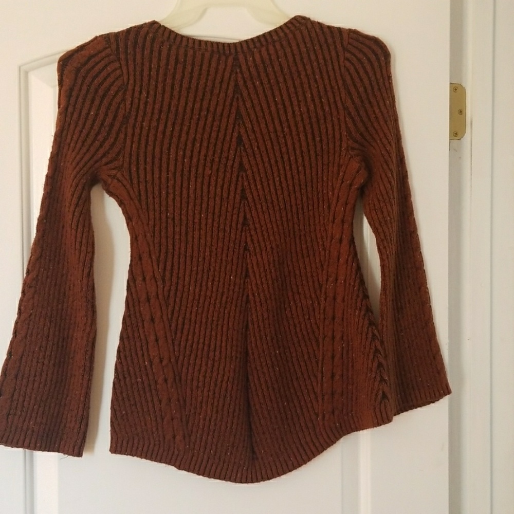 Sweater - Picture 2 of 6